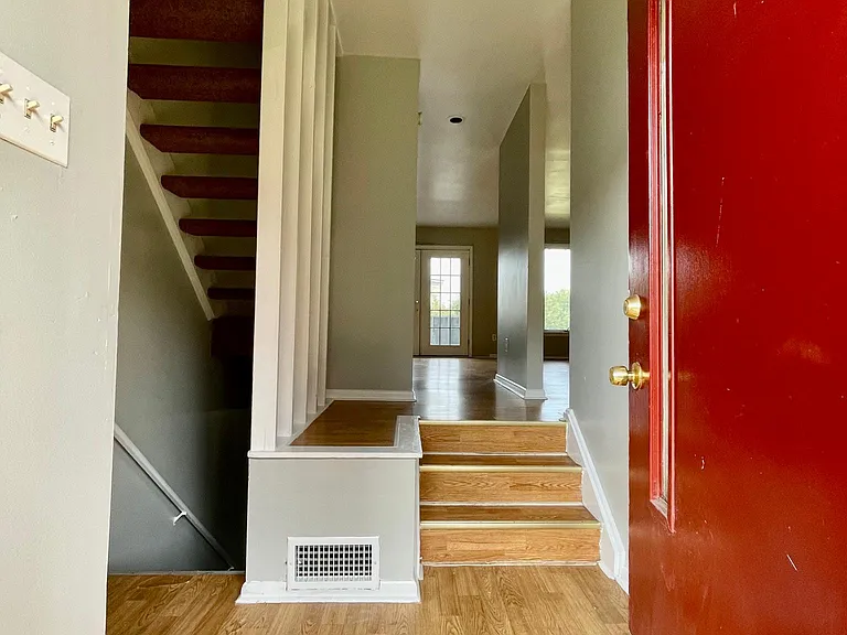 3426 Melwood Ave — Photo 2