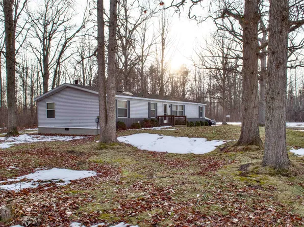 9440 E Broomfield Rd, Mount Pleasant, MI 48858