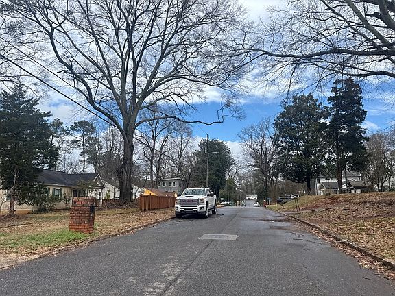 4th image of 1985 McAfee Pl