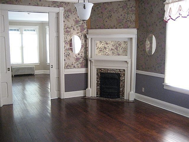 233 A 