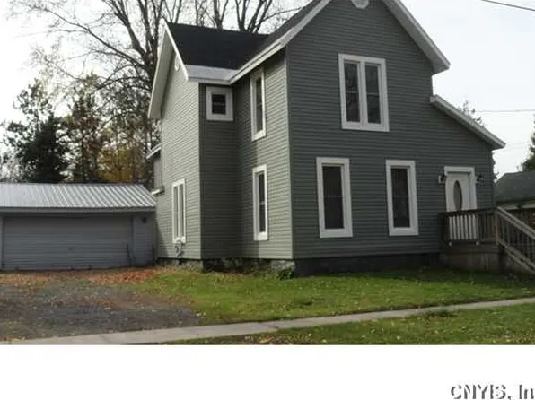 7479 Railroad St, Lowville, NY 13367
