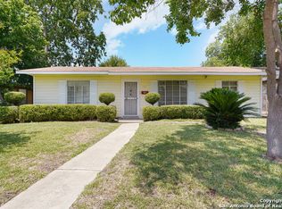 111 Yolanda Dr, San Antonio, TX 78228
