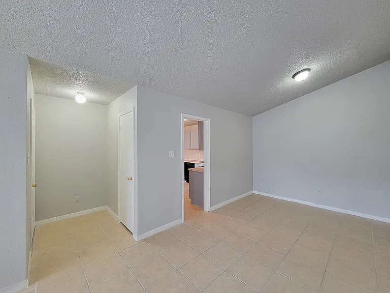 17706 Glenhagen Ct — Photo 24