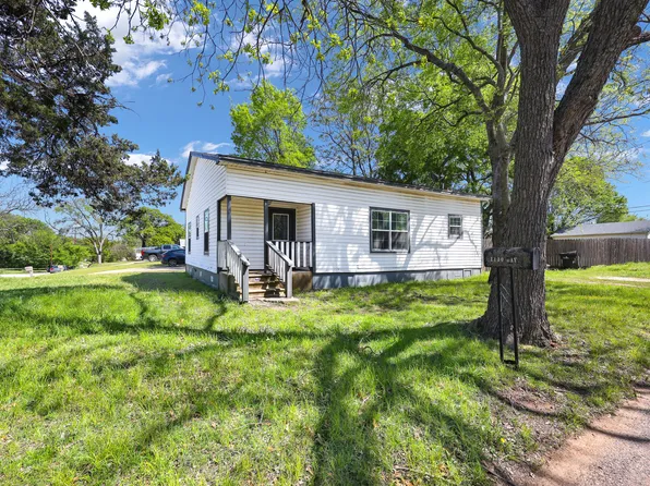 1130 W Day St, Denison, TX 75020