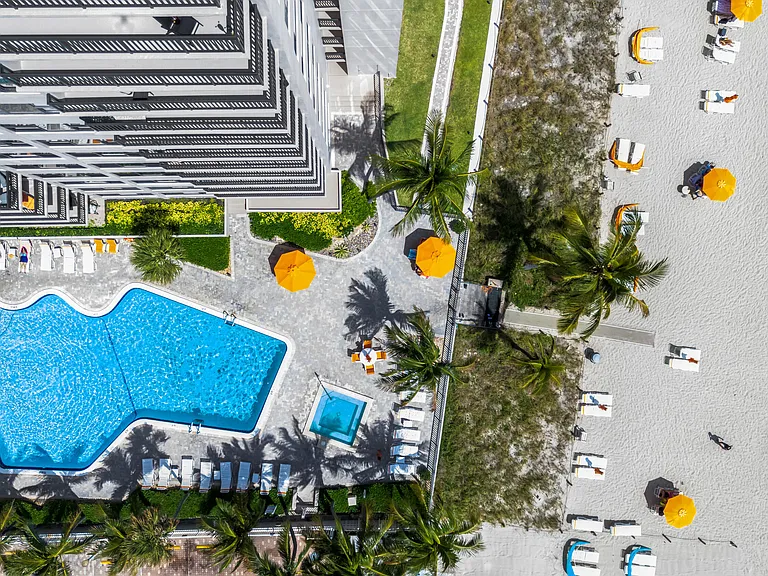 3800 Galt Ocean Dr #1108 — Photo 32