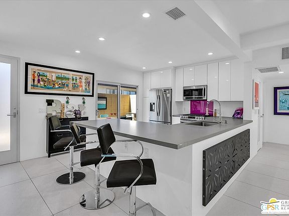 3rd image of 1809 E Tachevah Dr