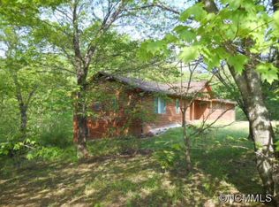 235 Oak Ridge Cres, Columbus, NC 28722