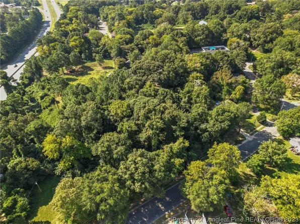 909 Turnpike Rd, Fayetteville, NC 28305