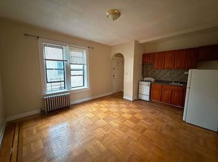 90 E 53rd St #1A, Brooklyn, NY 11203