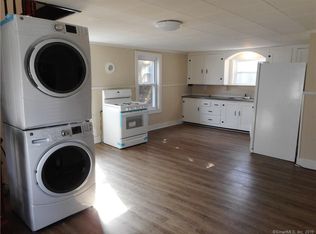 67 Van Den Noort St, Putnam, CT 06260