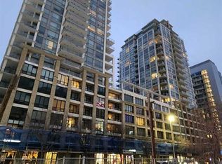 222 SE Riverfront Ave SW #1725, Calgary, AB T2P 0X2