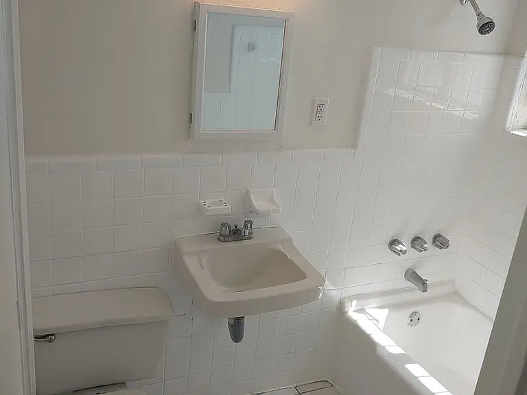 531 16th St — Photo 17