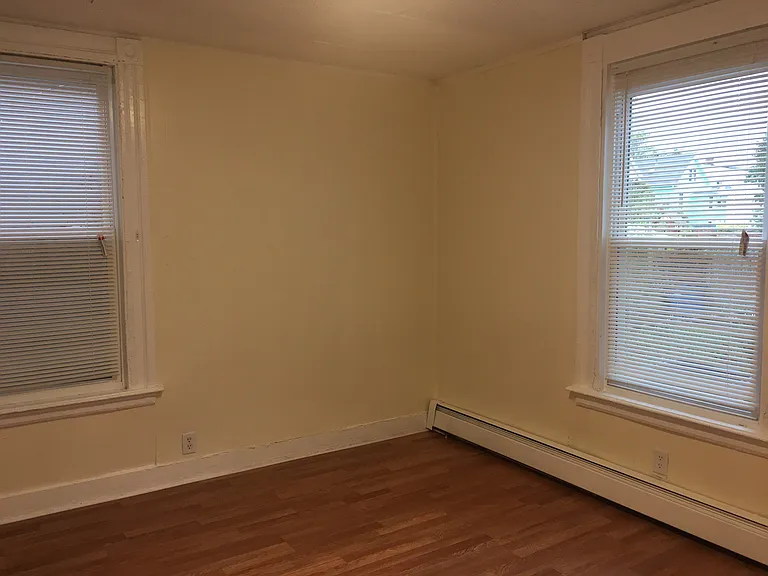 28 Cedar St #1 — Photo 7