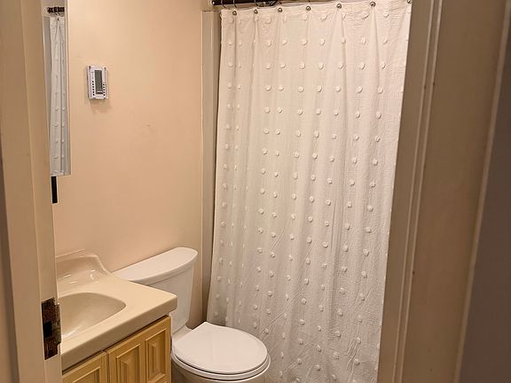 5th image of 82 Verchild St APT 1