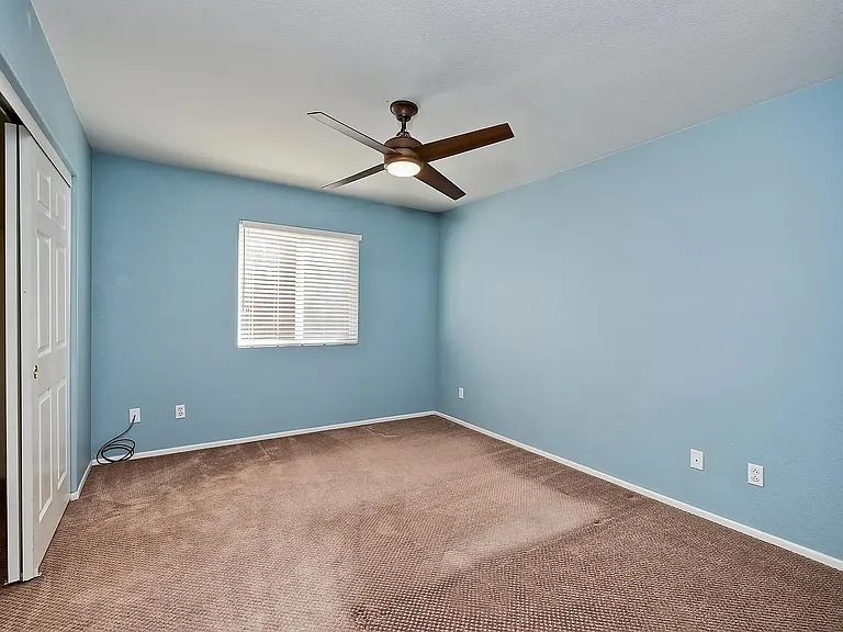 44401 Penbrook Ln — Photo 16