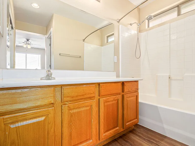 23809 W Adams St — Photo 16