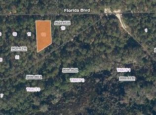 135 Florida Blvd #12, Satsuma, FL 32189