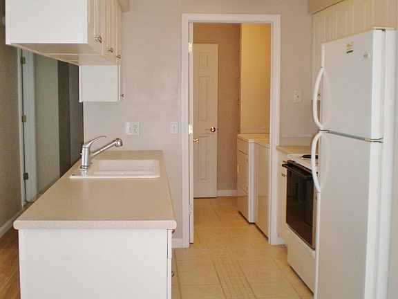 5th image of 1726 Valleywood Ct