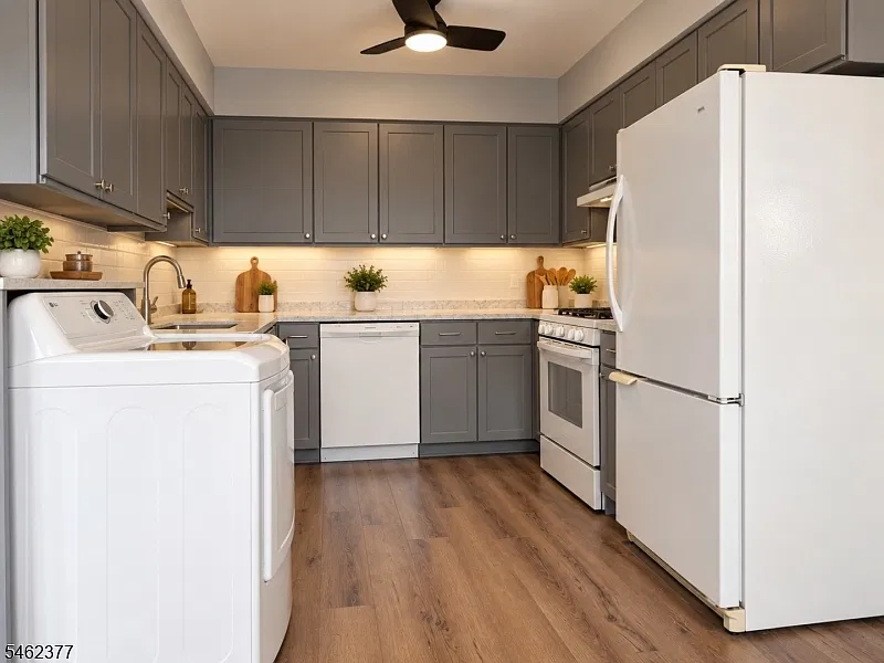 1 bed, 1.0 bath, $2,150 — Photo 3