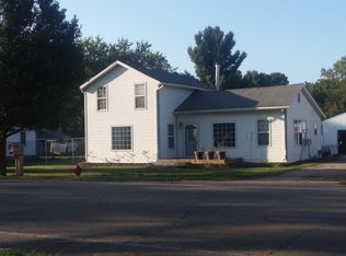 631 E Eliza St, Schoolcraft, MI