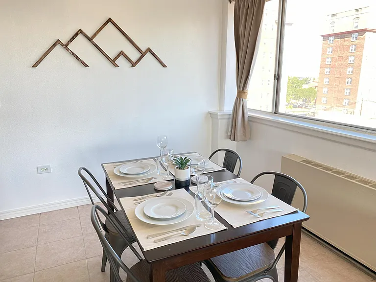 909 Logan St #6G — Photo 9