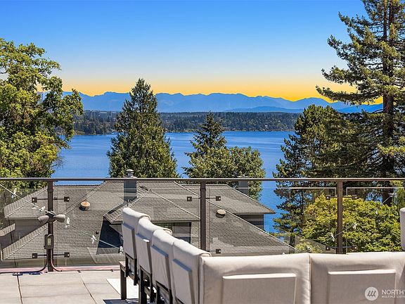 2nd image of 1810 Madrona Drive