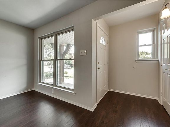 3rd image of 2966 Oxfordshire Ln