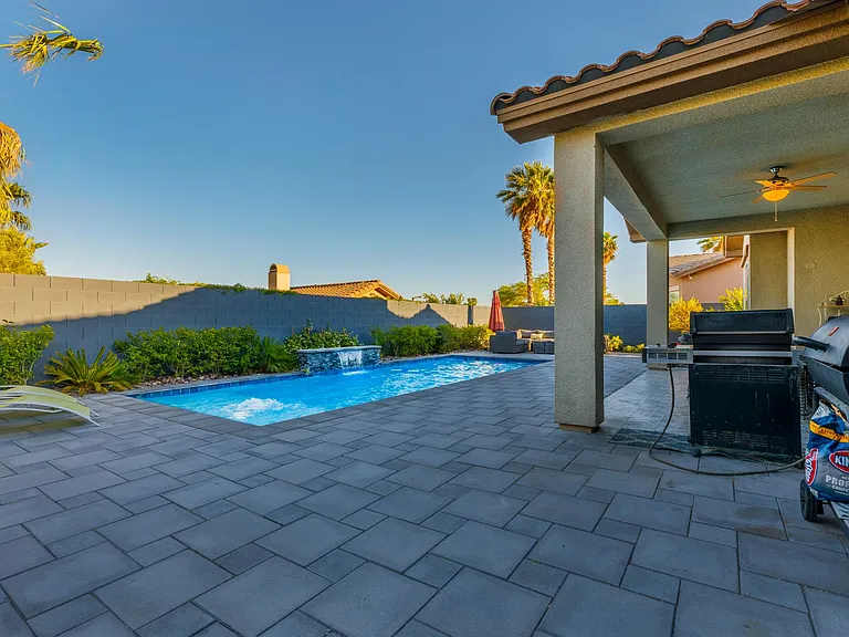 228 Muldowney Ln — Photo 37