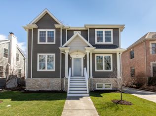 109 N Hamlin Ave, Park Ridge, IL 60068