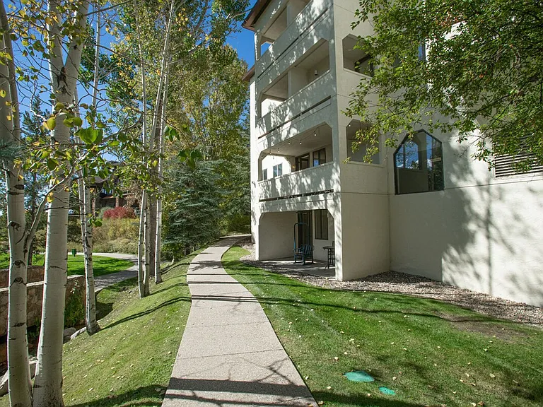 1495 Eagle Glen Dr #ID1564267P — Photo 49