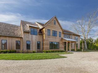 71 Flying Point Rd, Southampton, NY 11968