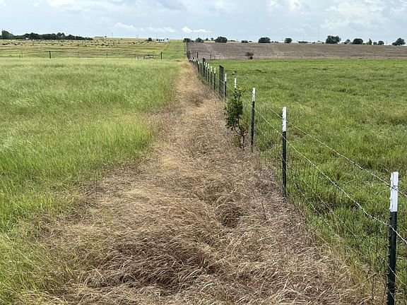 3rd image of 700 County Road 330