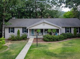 15 Janwood Dr, Little Rock, AR 72227