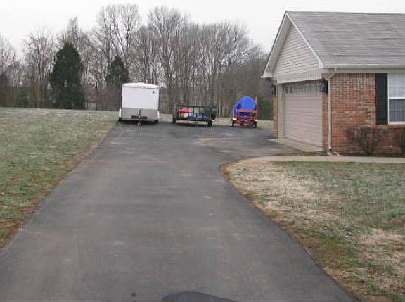 Plenty of parking space!