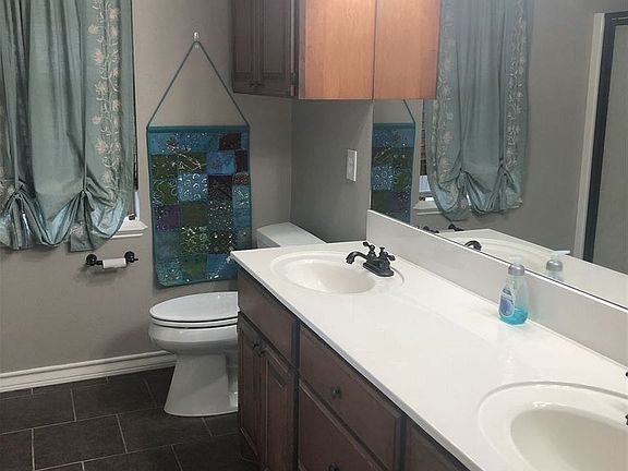 5th image of 52 Quailbrook Dr