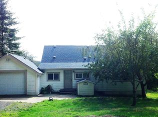 6313 Skunk Hollow Rd, Florence, OR 97439