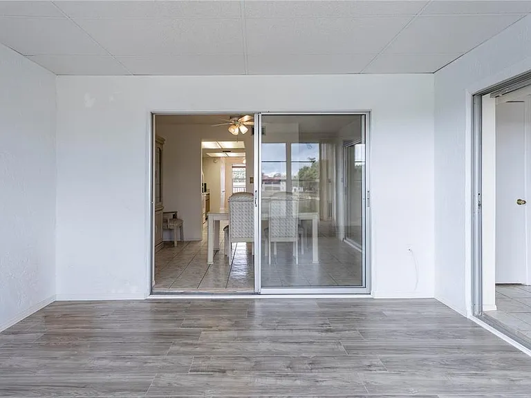 3840 Staysail Ln #3840 — Photo 36