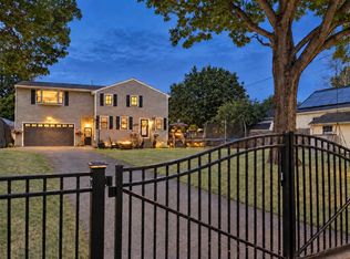 40 Hillside Ave, Beverly, MA 01915