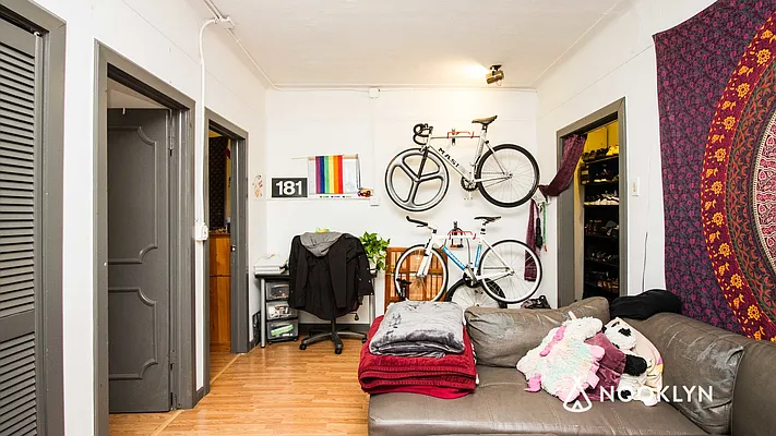 Rented by Oxford Property Group | media 30