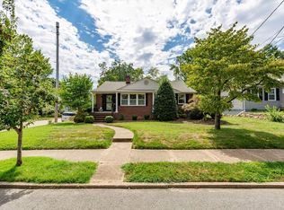 1200 Stafford Ave, Fredericksburg, VA 22401