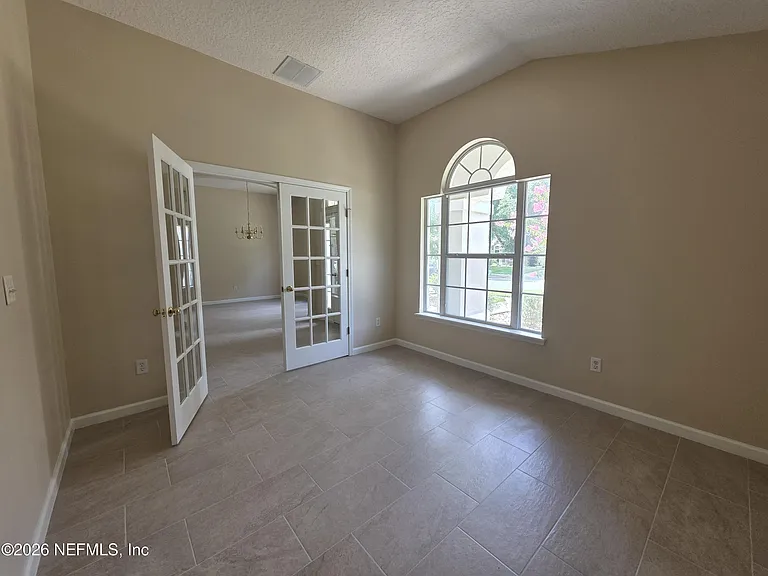 739 Wakemont Dr — Photo 17