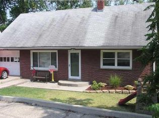 941 Montrose Dr, South Charleston, WV 25303