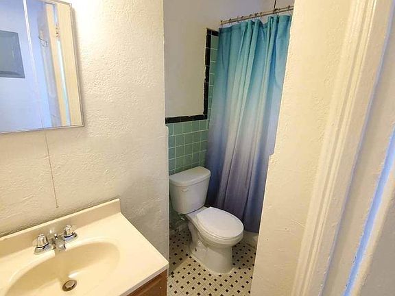 4th image of 115 Ocean Ave APT E30