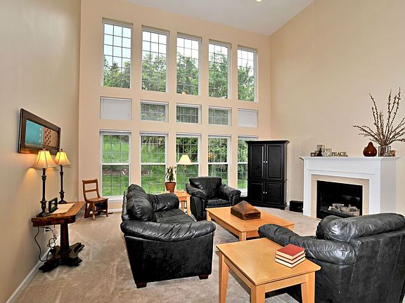 Spacious/Open Great Room