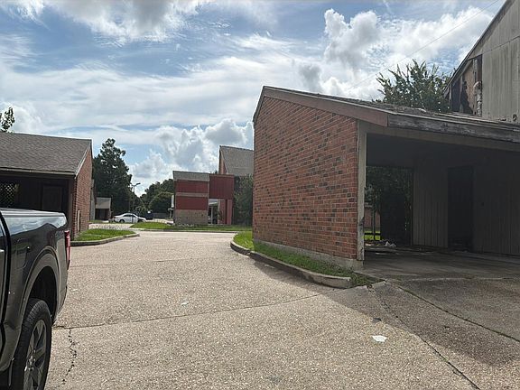 4th image of 6201 Morrison Rd #1405