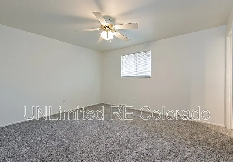7413 S Albion St — Photo 11