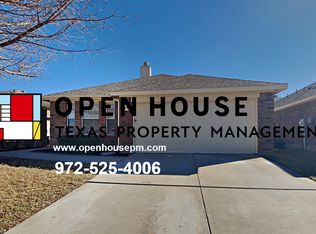 1241 Round Pen Run, Haslet, TX 76052