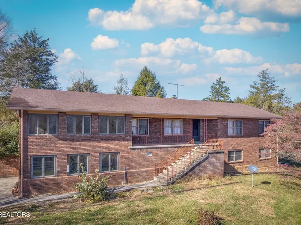 228 McCarter Ln, Cumberland Gap, TN 37724