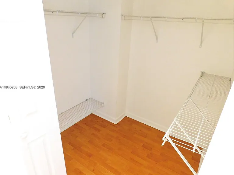 3300 NE 191st St #1002 — Photo 14