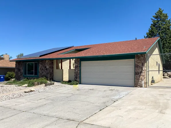 8209 Tina Dr NE, Albuquerque, NM 87109